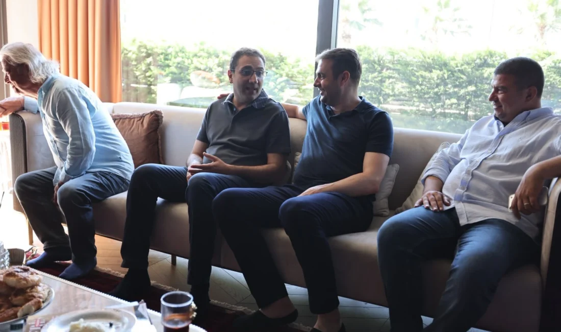 Seferihisar Adliyesi’ndeki işlemlerinin ardından hakkında ev hapsi kararı verilen Balçova