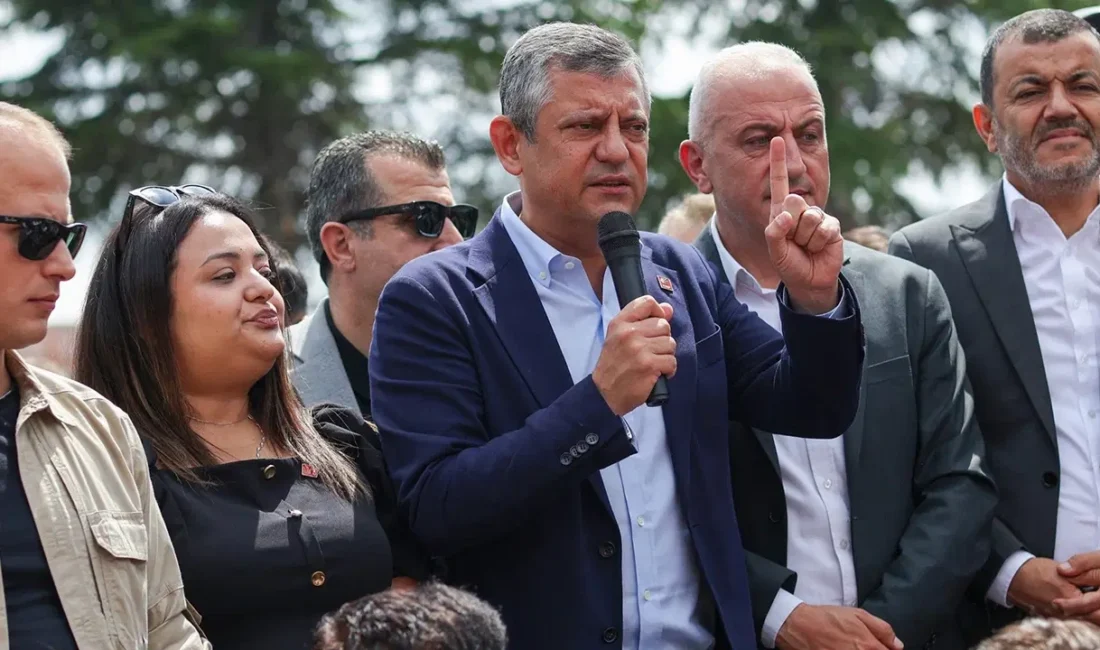 CHP'de yaşanan idari tasfiye ve mahkeme süreçlerinin ardından Anadolu turuna