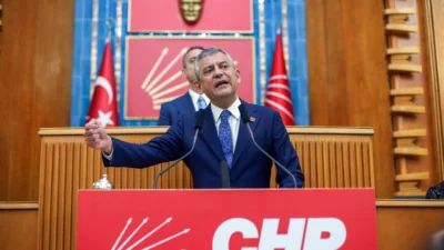 DEMOKRAT GÜNDEM-CANLI ANLATIM-Özgür Özel TBMM'de grup toplantısında çarpıcı açıklamalarda bulunuyor.