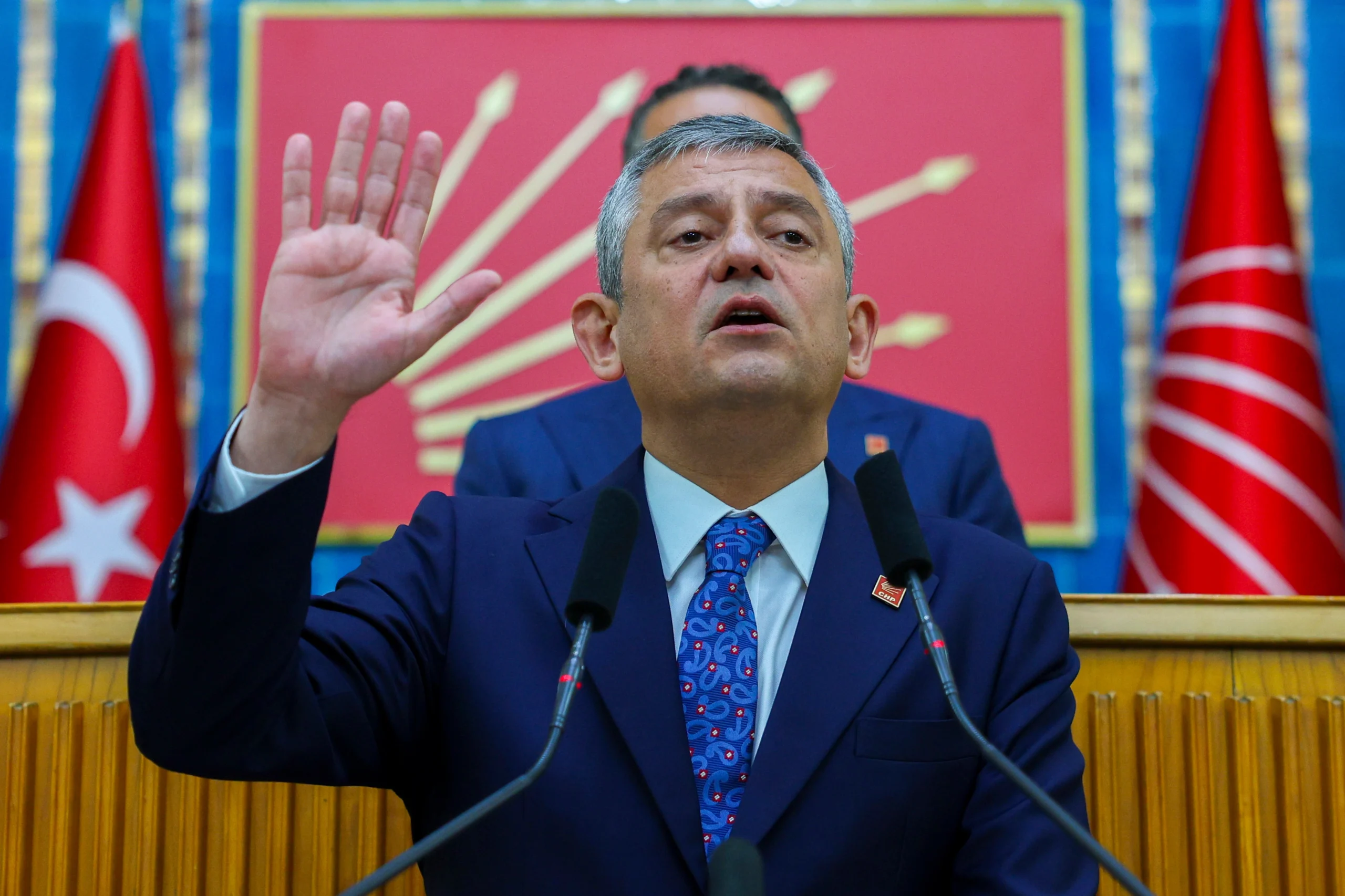 Özgür Özel Grup Toplantısında konuştu: "Mesele CHP meselesi değil; Erdoğan'ı rakipsizleştirme meselesi"