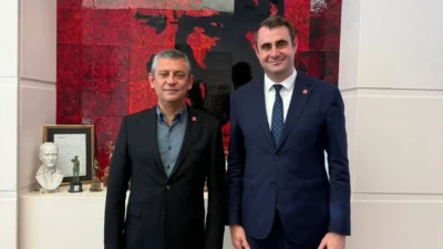 Parti içi hukuki tartışmaların ardından alan çalışmalarına hız veren Özgür