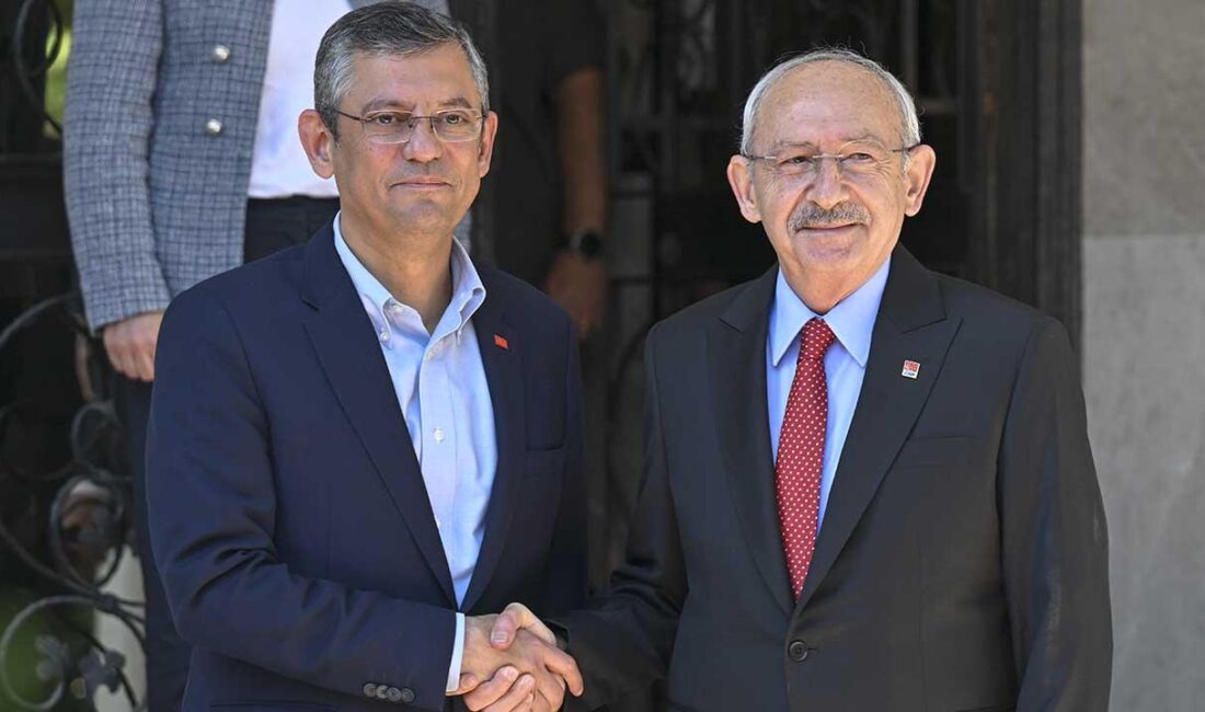 CHP’deki kurultay kördüğümünü çözmek için yapılan gizli hukuk zirvesinin detayları