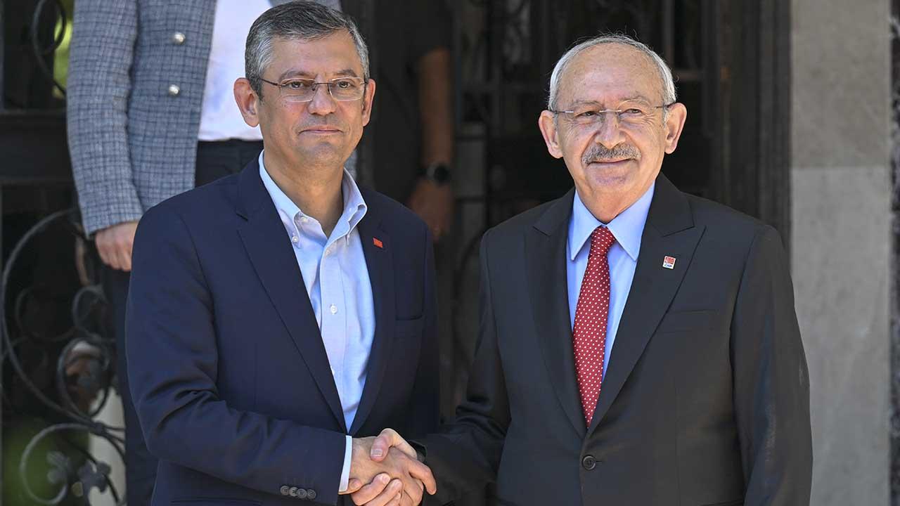 CHP’deki kurultay kördüğümünü çözmek için yapılan gizli hukuk zirvesinin detayları