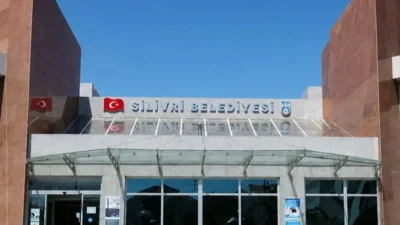 İstanbul'da yürütülen 'yolsuzluk' soruşturmasında mahkeme kararını verdi. Silivri Cumhuriyet Başsavcılığı'nın