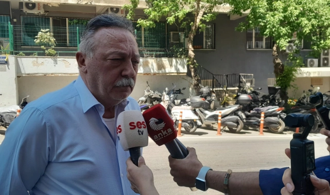 Sabah saatlerinde düzenlenen operasyonda oğlu İzmir Büyükşehir Belediye Meclis Üyesi