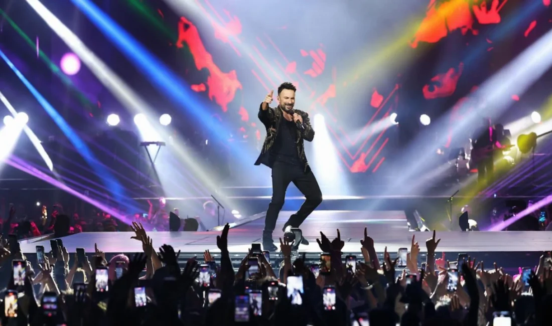 Koç Topluluğu’nun 100. yıl kutlamaları kapsamında Ankara’da sahne alan Tarkan,