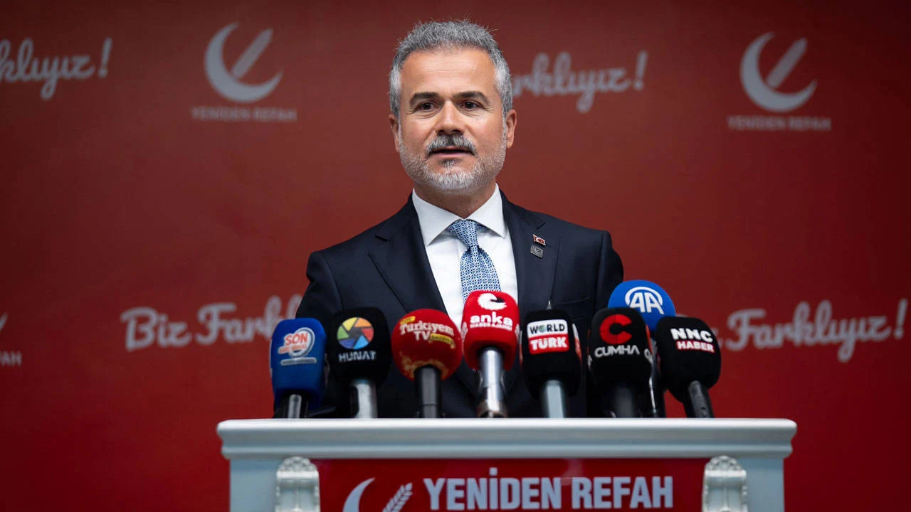 Yeniden Refah Partisi'nden 'mutlak butlan' yorumu: 'Kontrollü seçim sürecinin startı verildi"