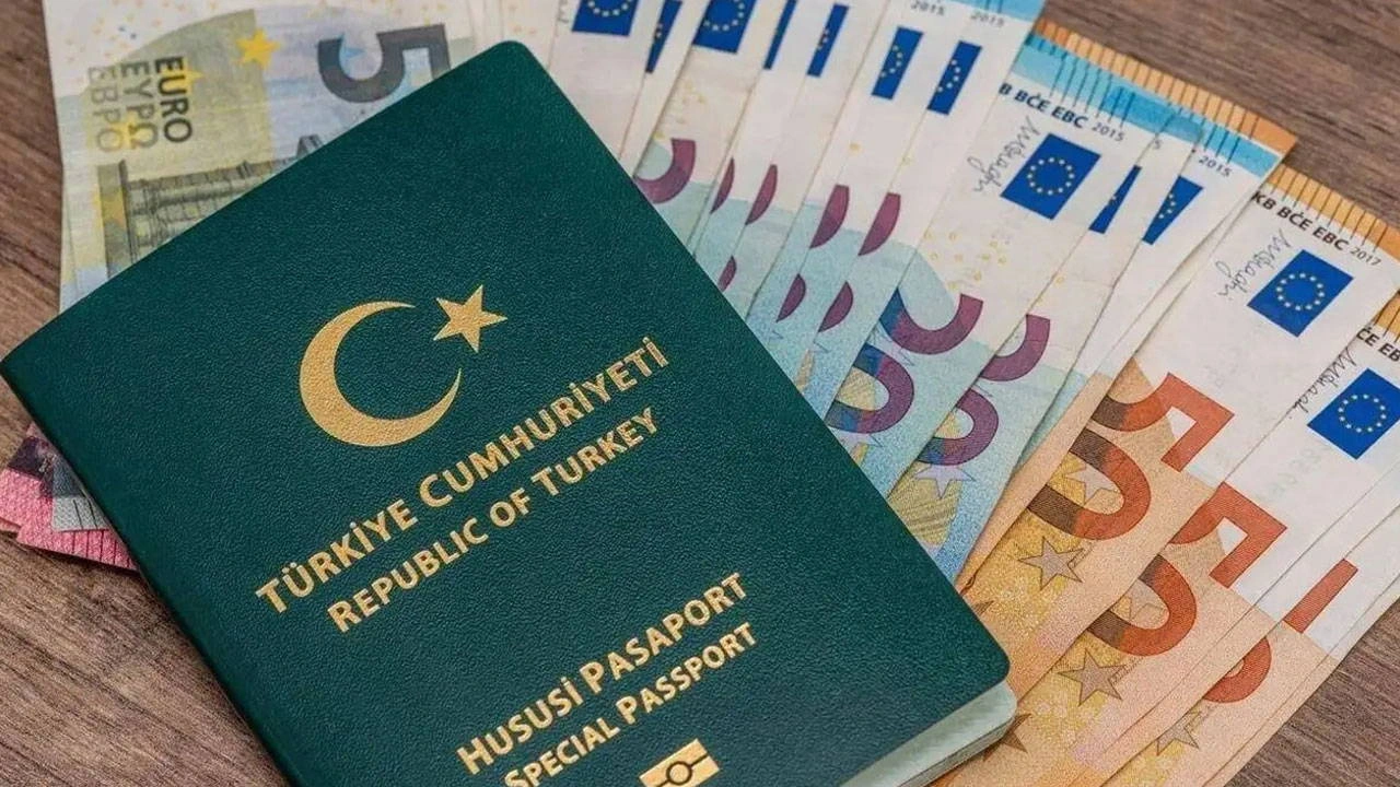 Yeşil Pasaport ile seyahat kalkıyor mu? Resmi açıklama...