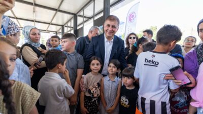 İzmir Büyükşehir Belediye Başkanı Dr. Cemil Tugay, Kadifekale'de çocukların hayallerini