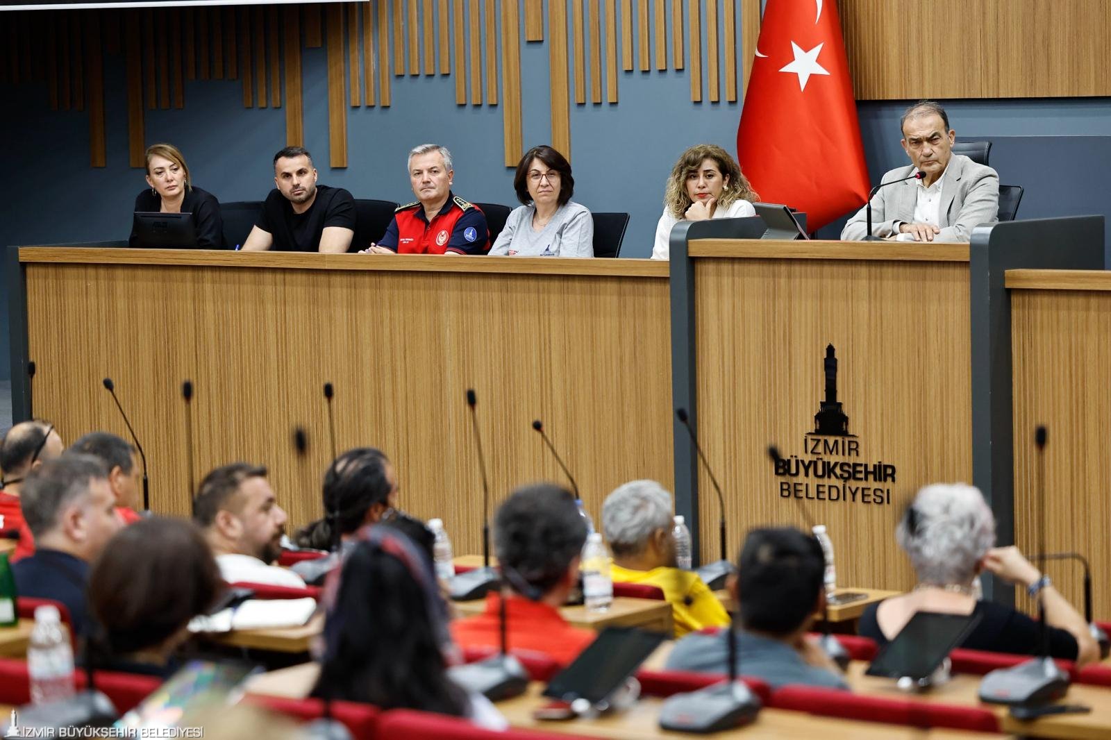 Afetlere karşı dayanışma ağı güçleniyor: STK'larla işbirliği dönemi 1 Afetlere karşı dayanışma ağı güçleniyor: STK'larla işbirliği dönemi