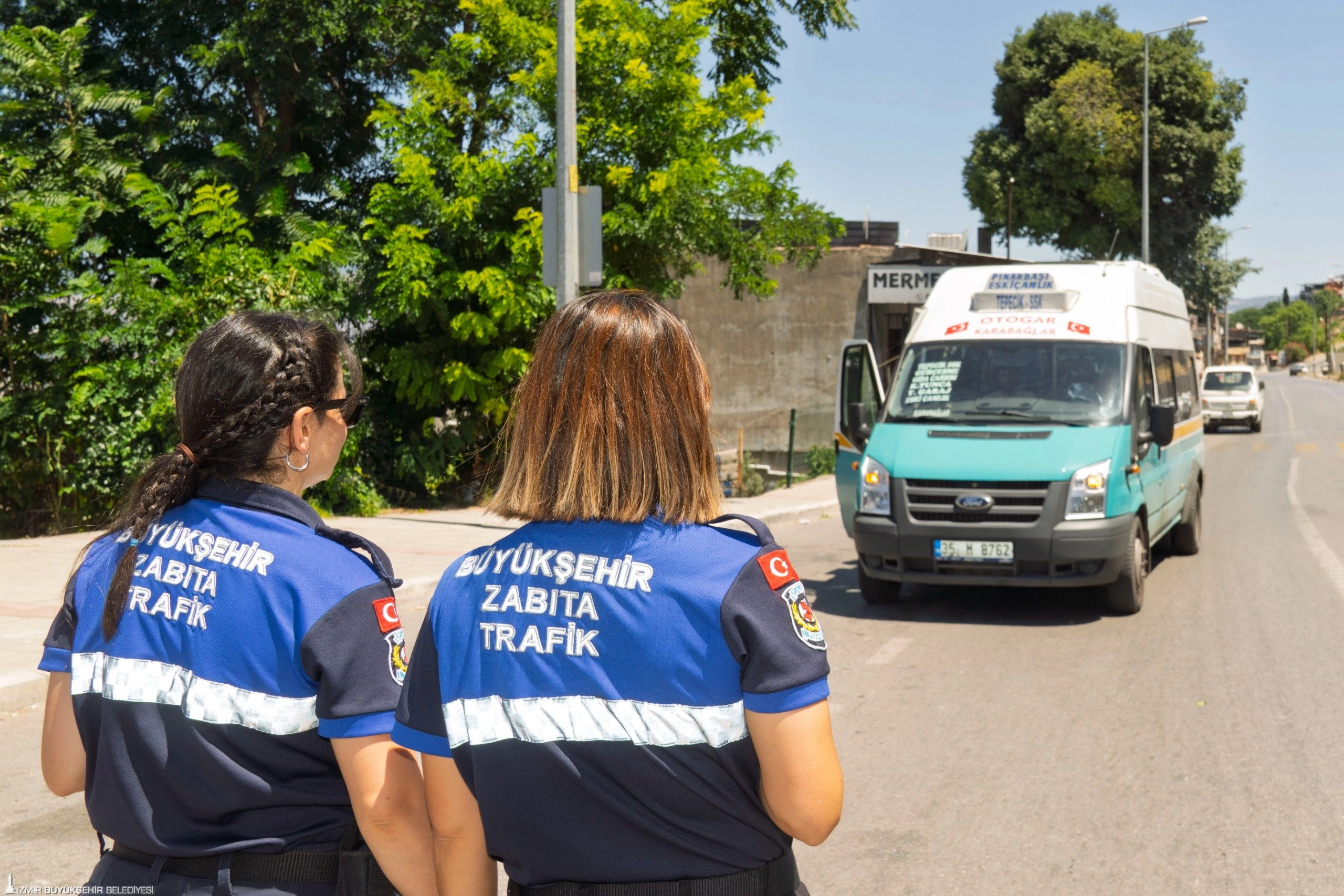 İzmir’de ticari araçlara klima denetimi: Kaçışı yok, GPS ile izleniyorlar 7 İzmir’de ticari araçlara klima denetimi: Kaçışı yok, GPS ile izleniyorlar