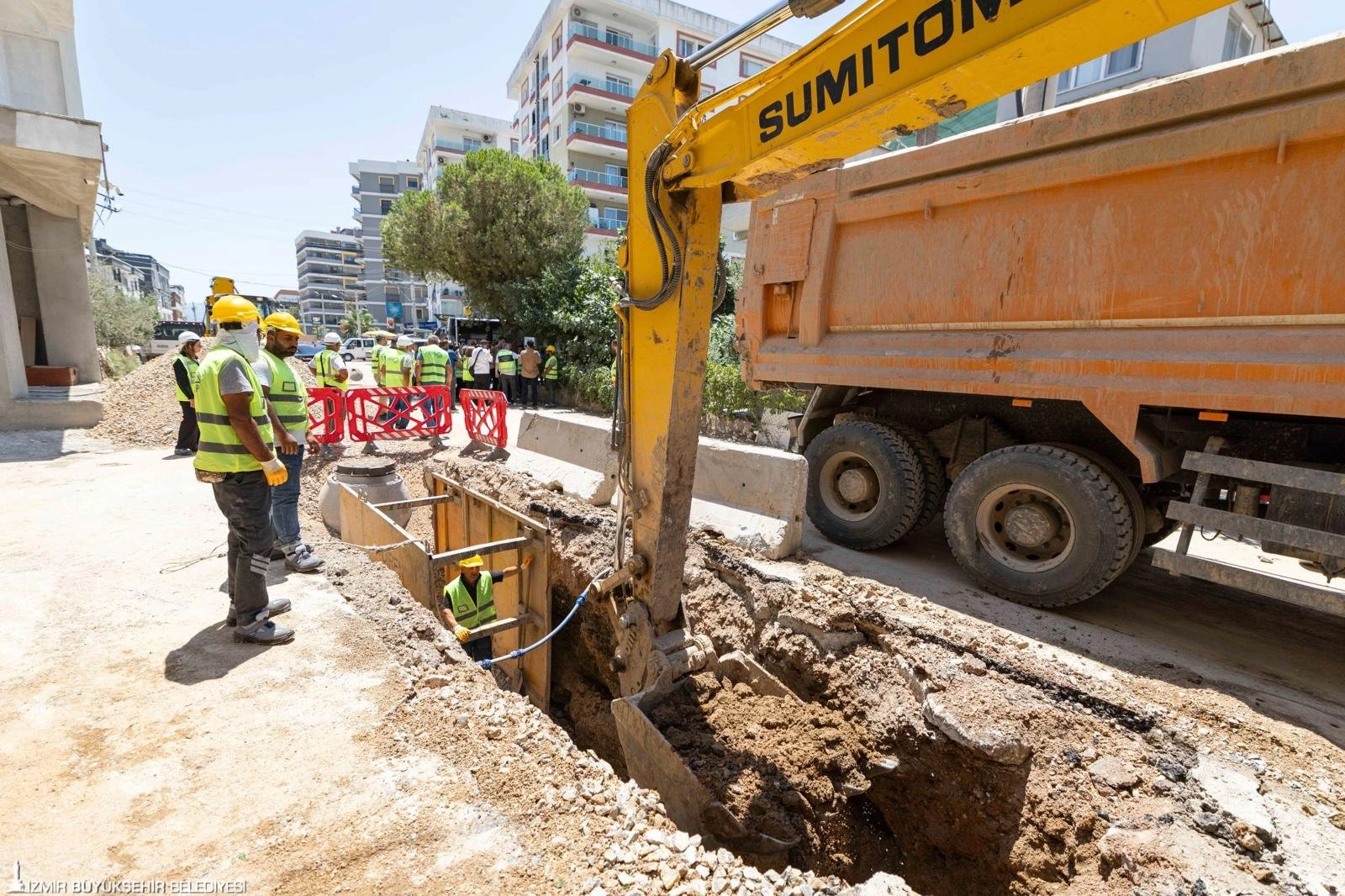 Çiğli'de kabus bitiyor: Başkan Tugay'dan 350 milyonluk altyapı hamlesi