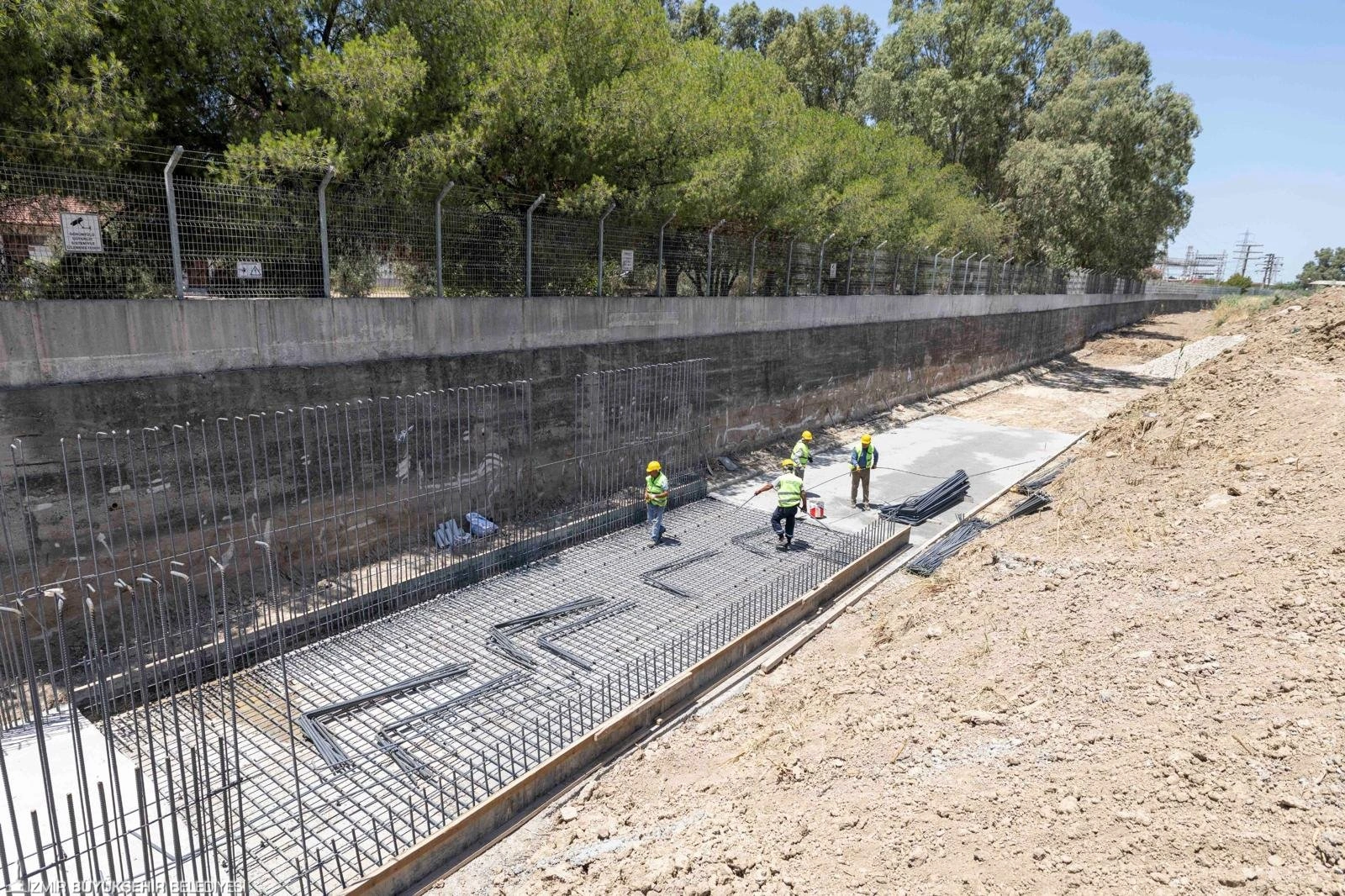 Çiğli'de kabus bitiyor: Başkan Tugay'dan 350 milyonluk altyapı hamlesi