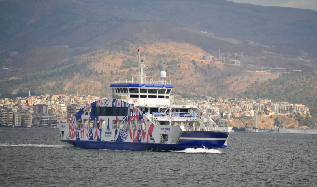 İzmir Büyükşehir Belediyesi iştiraki İZDENİZ'in Bostanlı-Üçkuyular hattında başlattığı akşam ek