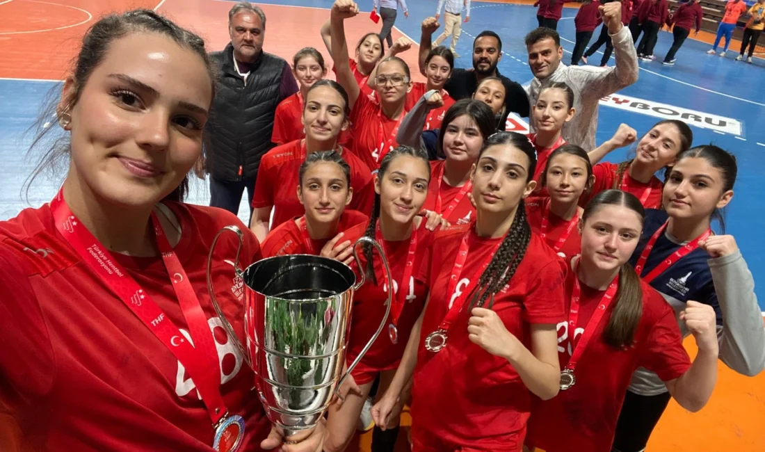 İzmir Büyükşehir Belediye Başkanı Dr. Cemil Tugay’ın "Spor Kenti İzmir"