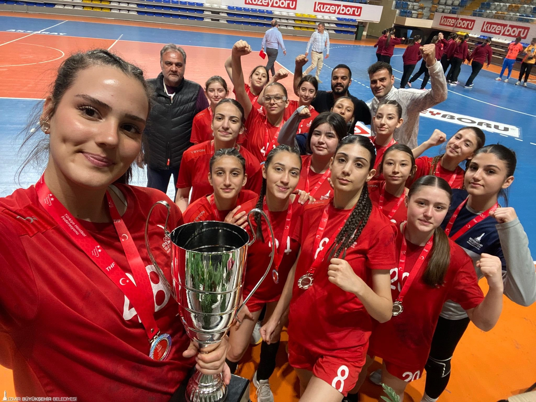 İzmir Büyükşehir Belediye Başkanı Dr. Cemil Tugay’ın "Spor Kenti İzmir"