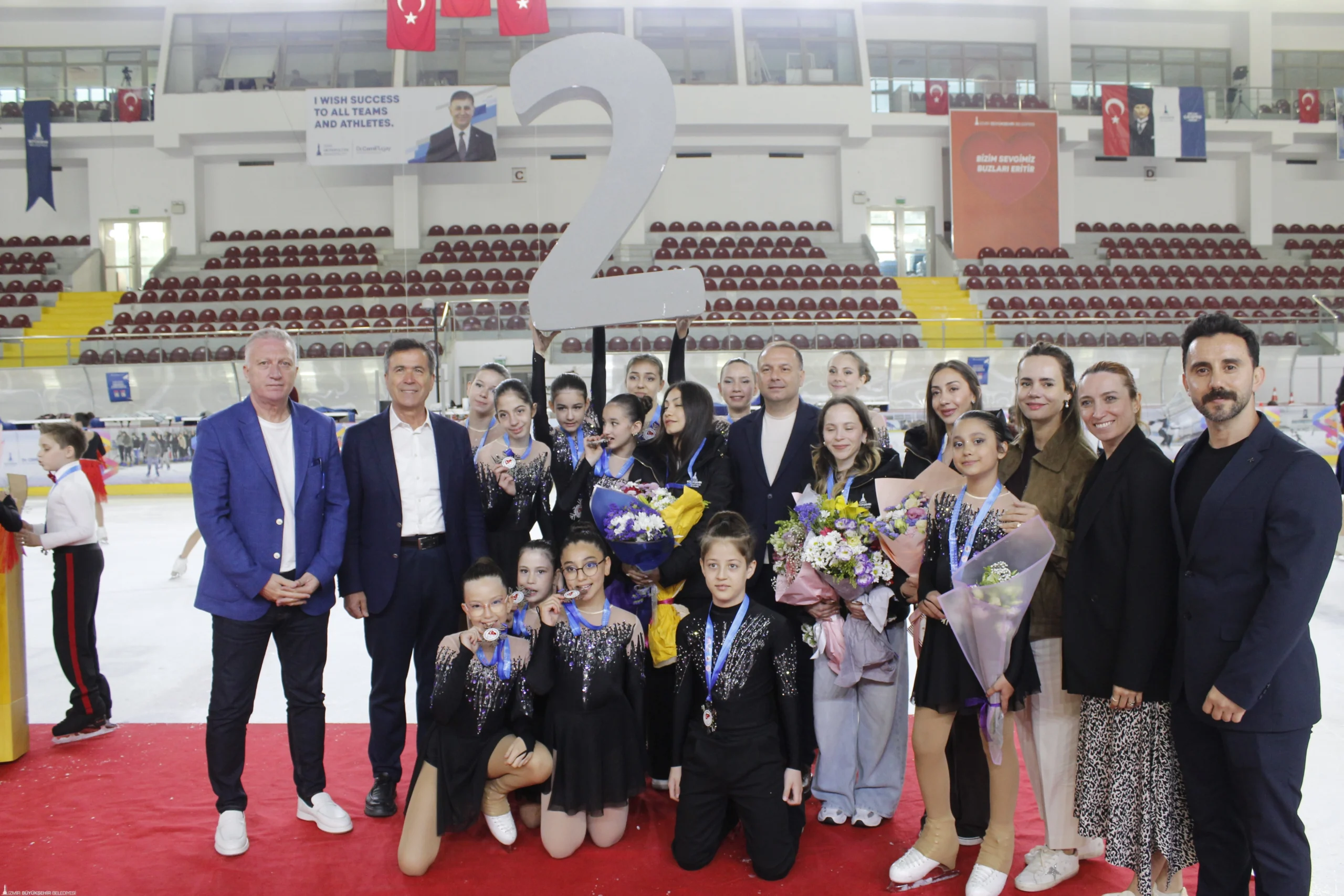 Spor kenti İzmir’in gurur tablosu: 6 ayda 205 madalya ve 10 kupa 10 Spor kenti İzmir’in gurur tablosu: 6 ayda 205 madalya ve 10 kupa