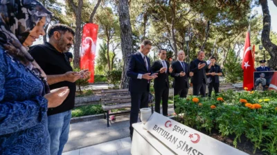 İzmir Büyükşehir Belediye Başkanı Dr. Cemil Tugay, 15 Temmuz Demokrasi