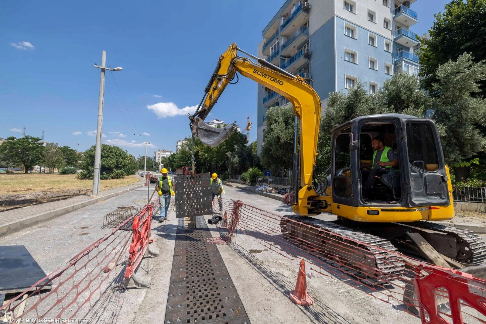 İzmir'in kuzey aksına 750 milyonluk altyapı yatırımı