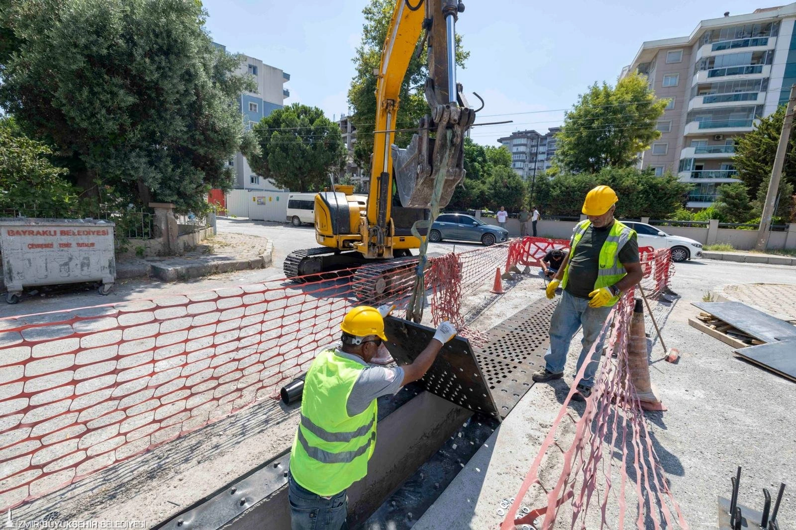 İzmir'in kuzey aksına 750 milyonluk altyapı yatırımı