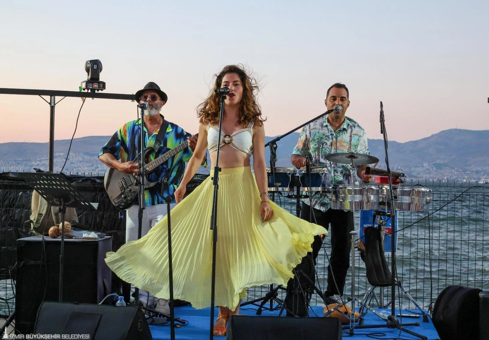 İzmir Marina’da ritim, deniz ve müzik bir arada