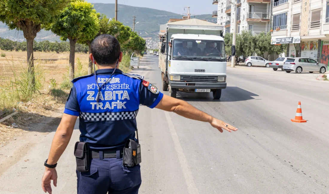 İzmir Büyükşehir Belediyesi Zabıta Dairesi Başkanlığı ve emniyet birimleri, yaz