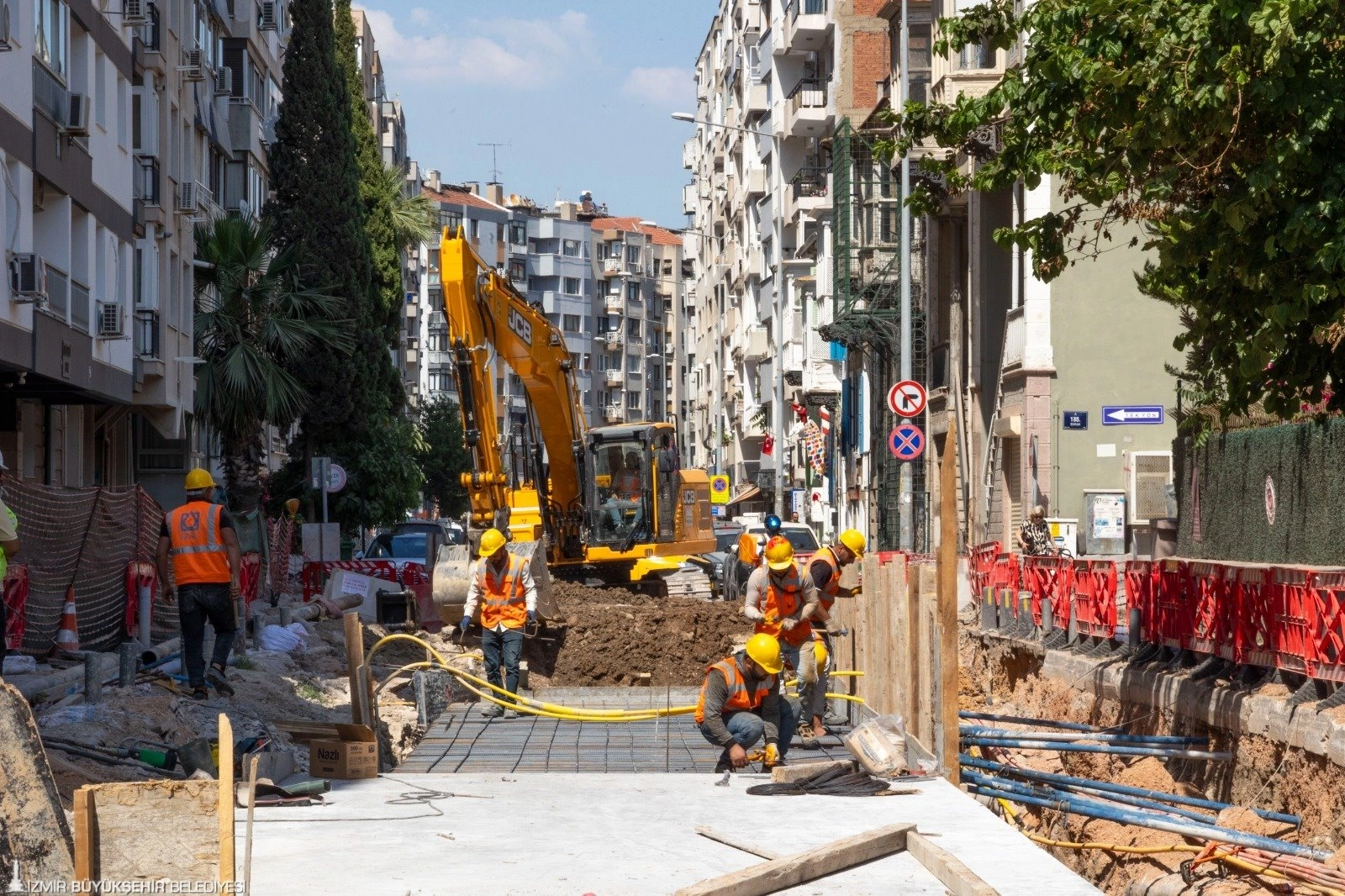 Yağmur suyu yeraltında ayrılıyor, taşkın riski azalıyor
