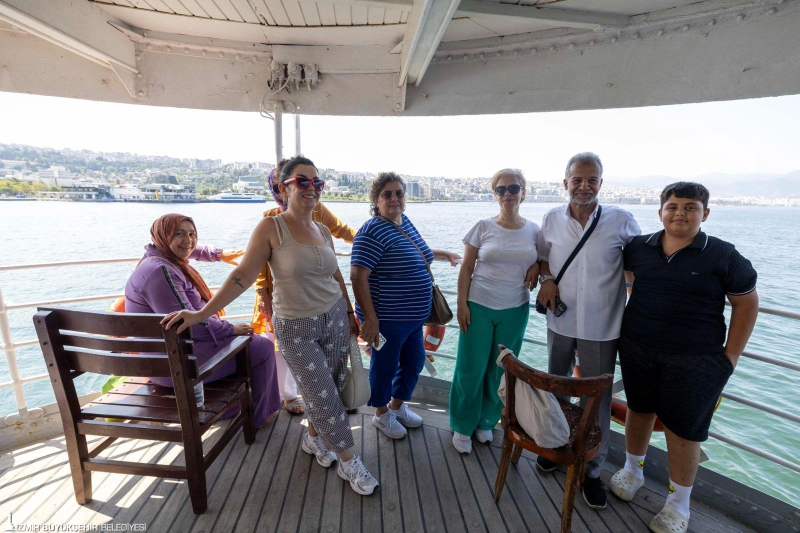 İzmirliler Körfez’de nefes aldı