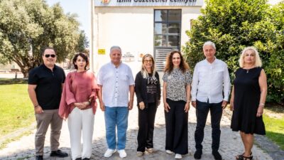 Karşıyaka Belediye Başkanı Yıldız Ünsal, İzmir Gazeteciler Cemiyeti'ni (İGC) ziyaret