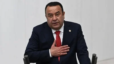 Cumhuriyet Halk Partisi Ankara Milletvekili Adnan Beker, parti içinde "kişisel
