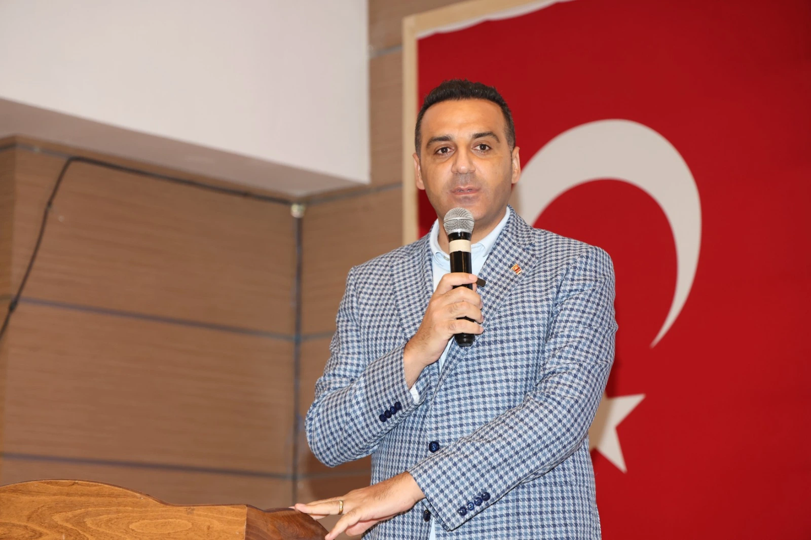 Çiğli'de Madımak anması: Orta hafıza ve dinmeyen acı