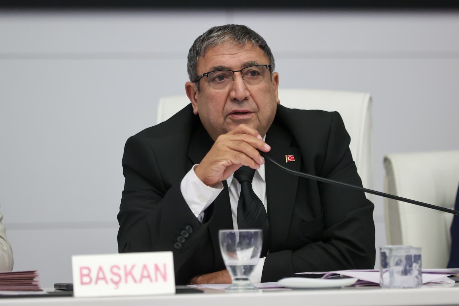 Buca’nın çınarları üniversiteli oluyor: Meclisten oy çokluğuyla geçti