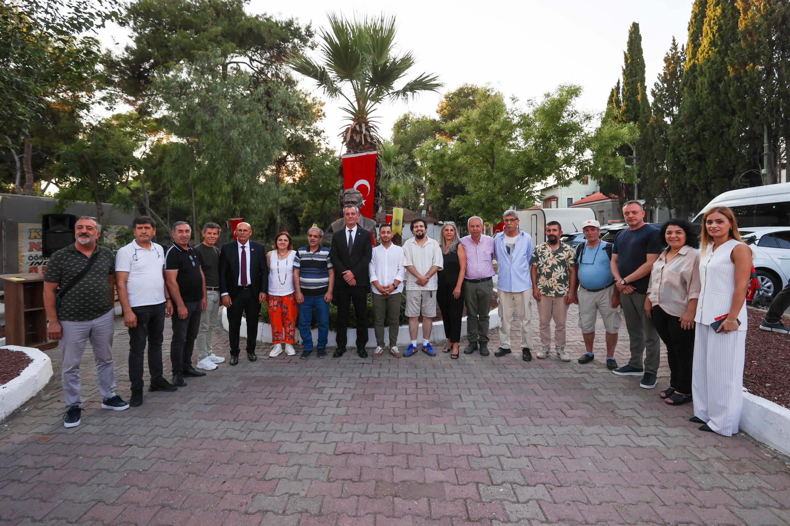 Buca'da Ali Rıza Ertan Şiir Yarışması'nda ödüller sahiplerini buldu: 26 yıllık edebiyat şöleni