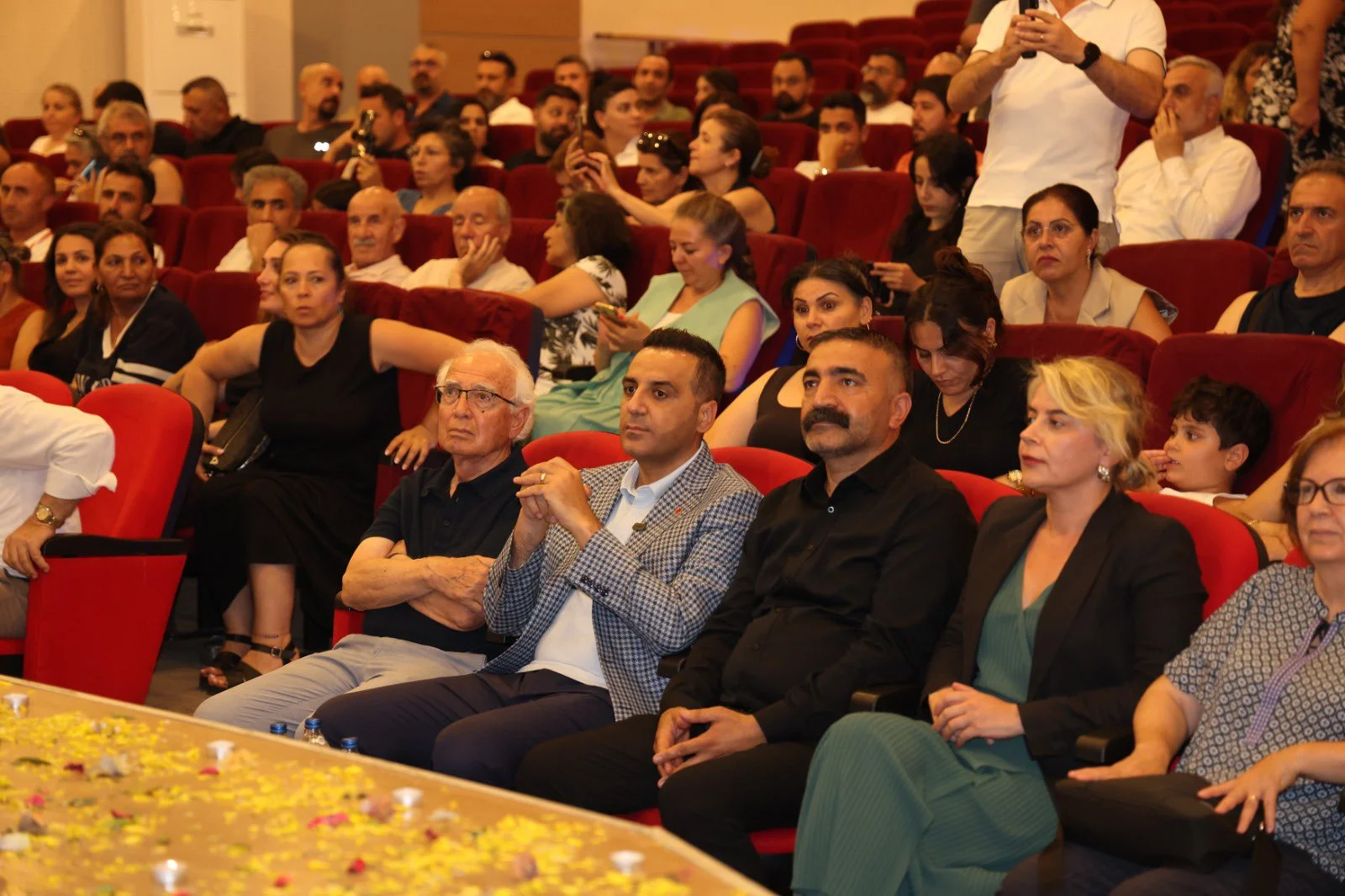 Çiğli'de Madımak anması: Orta hafıza ve dinmeyen acı