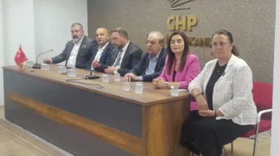 CHP Genel Sekreteri Rıfat Nalbantoğlu ve üst düzey parti kurmayları,