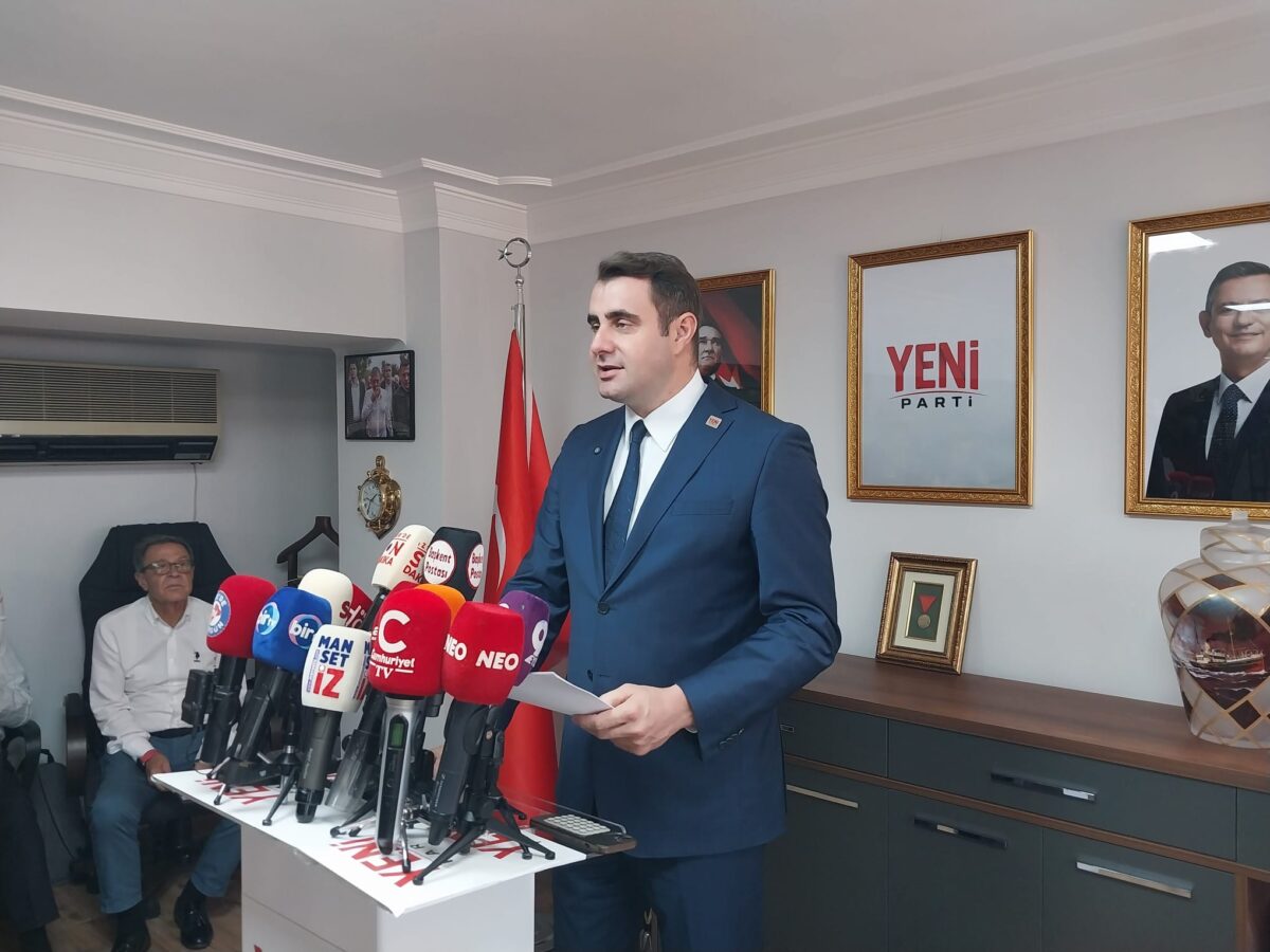 YENİ Parti İzmir İl Başkanı Çağatay Güç, kentteki 30 ilçe