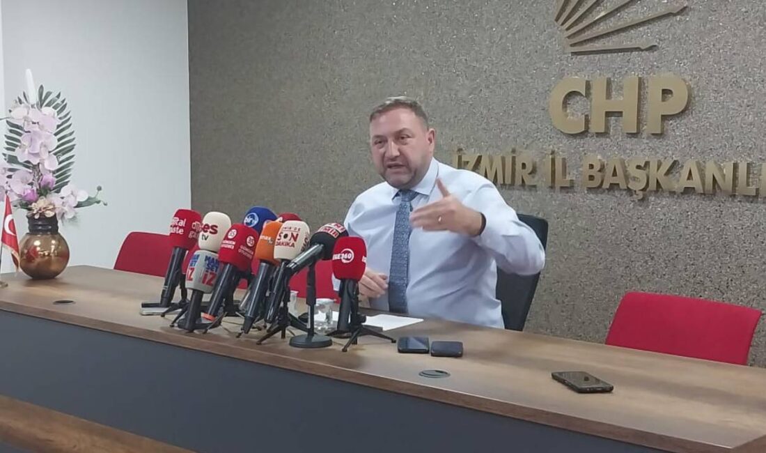 CHP İzmir İl Başkanı Utku Gümrükçü, Yeni Parti katılarak ayrılan