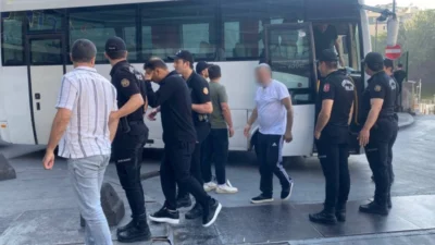 Ahbap Derneği'ne yönelik soruşturma kapsamında düzenlenen ikinci dalga operasyonda gözaltına