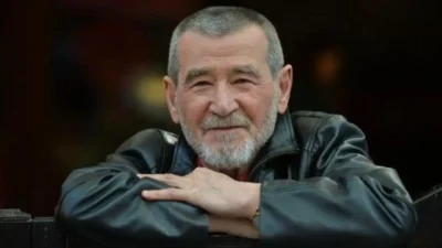 Çağdaş Türk şiirinin ve edebiyat dünyasının en önemli isimlerinden şair