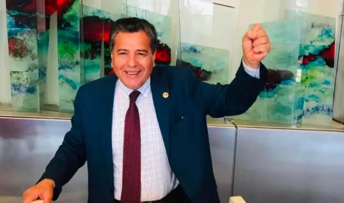 CHP Konak Eski İlçe Başkanı Ali Yılmaz, parti üyeliğinden istifa