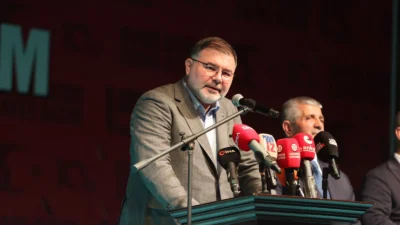 "Onlar okyanus ötesindeki terör baronuna güvendiler. Millet Cumhurbaşkanımız Sayın Recep