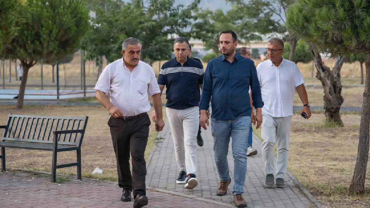 Bornova’da Doğanlar için hizmet seferberliği: Başkan Eşki sorunları yerinde çözüyor