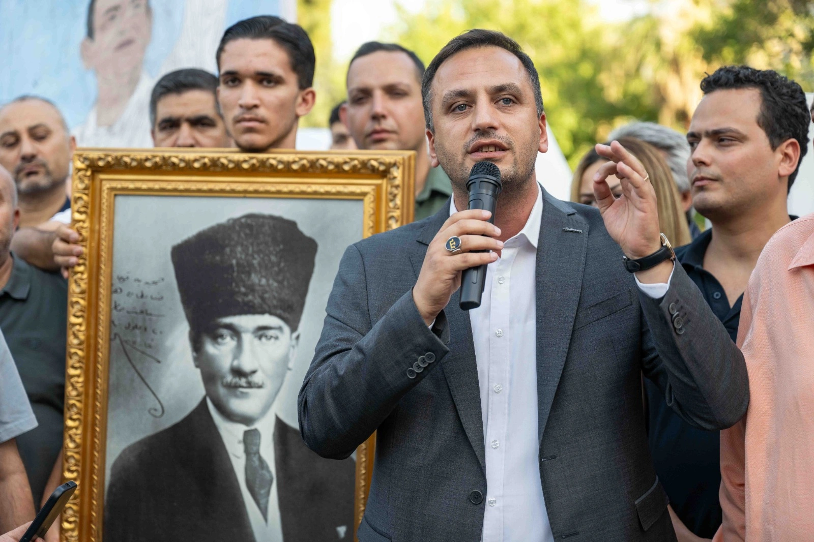 Bornova Yeni Parti’ye geçti