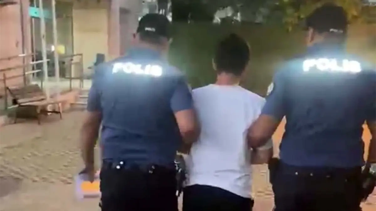 İzmir’in Karşıyaka ilçesinde rutin devriye görevi yürüten emniyet güçleri, hakkında