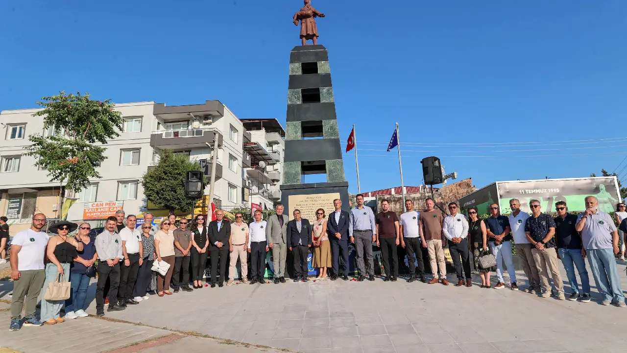 Buca, Srebrenitsa’yı unutmadı: “Unutulan soykırım tekrarlanır!"