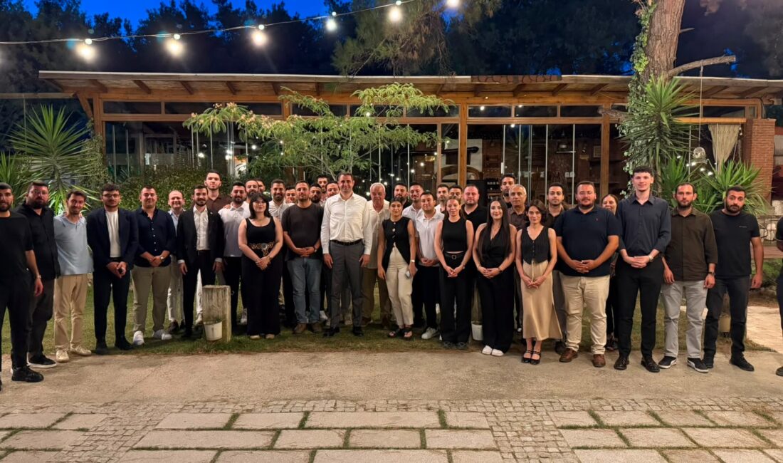 CHP İzmir'in seçilmiş İl Başkanı Çağatay Güç, İl Gençlik Kolları