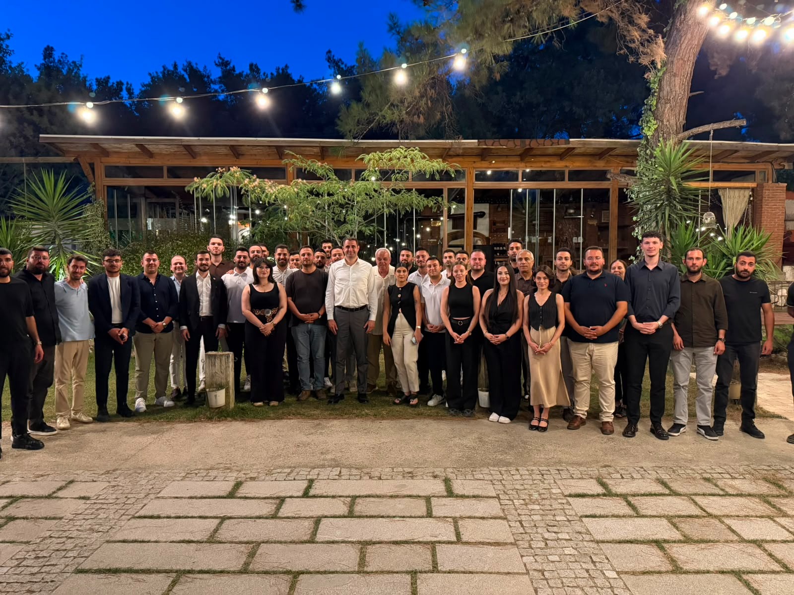 CHP İzmir'in seçilmiş İl Başkanı Çağatay Güç, İl Gençlik Kolları