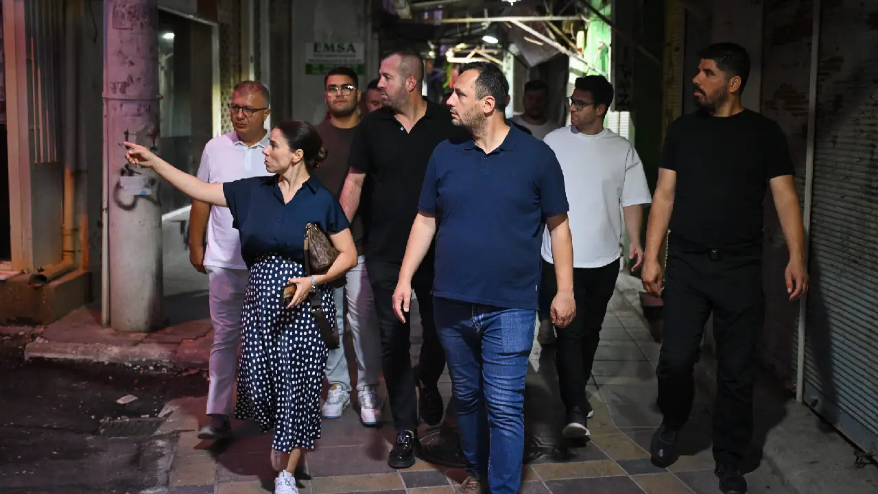 Çamdibi’nde büyük altyapı hamlesi: 280 sokak asfaltla buluşuyor 4 Çamdibi’nde büyük altyapı hamlesi: 280 sokak asfaltla buluşuyor