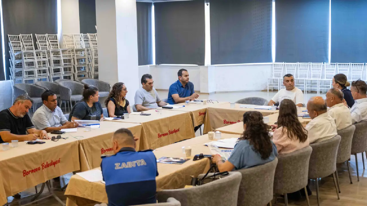Başkan Ömer Eşki’den Çamdibi’ne "ortak masa" çıkarması: “Mahallelerimizi muhtarlarımızla birlikte yönetiyoruz!" 1 Başkan Ömer Eşki’den Çamdibi’ne "ortak masa" çıkarması: “Mahallelerimizi muhtarlarımızla birlikte yönetiyoruz!"
