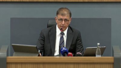 İzmir Büyükşehir Belediyesi Meclisi'nde kentsel dönüşüm kooperatifleri ve tutuklama kararları